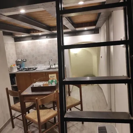 99 Appartement LʼAquila