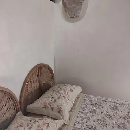 99 Appartement LʼAquila