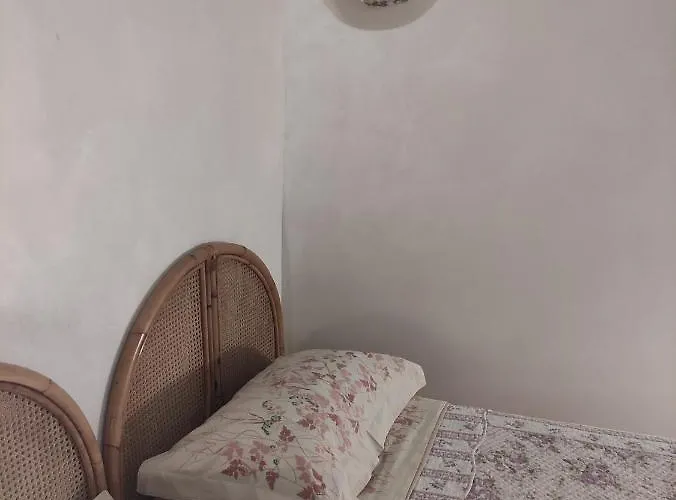 99 Appartement LʼAquila